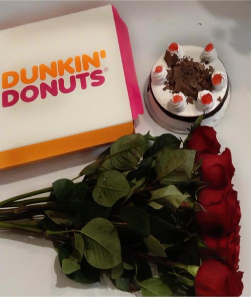 Best combos Flower with Cake