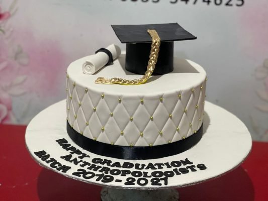 Customized Graduation Cake