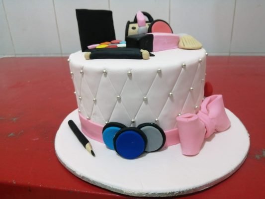 Customized Perfect Birthday Cake For Girls